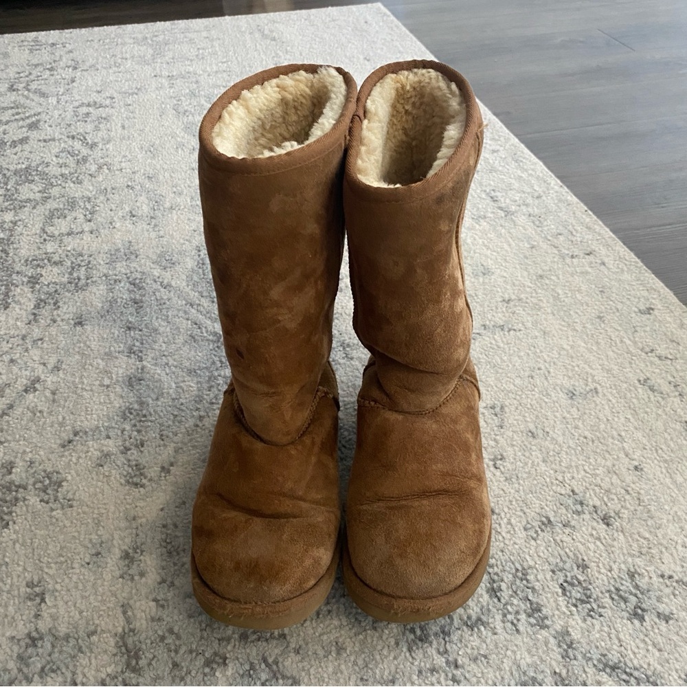 Ugg Classic Tall II Boot in Chestnut